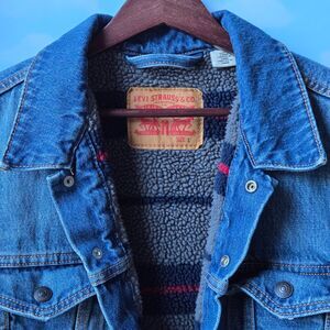 Levi's Sherpa-Lined Trucker style Jean Jacket, Size Large